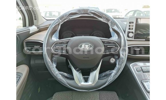 Ra Imported Hyundai Santa Fe funfun Ọkọ̀ in Import - Dubai ni Ashanti Ra Imported Hyundai Santa Fe funfun Ọkọ̀ in Import - Dubai ni Ashanti