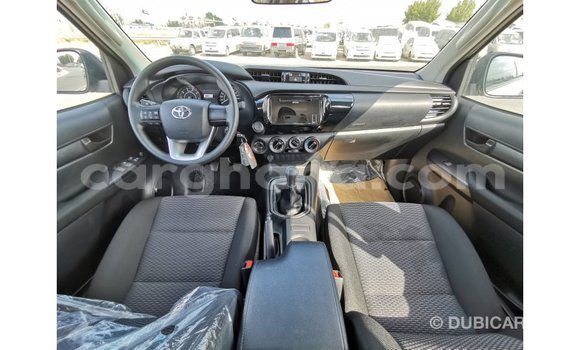 Ra Imported Toyota Hilux Miiran Ọkọ̀ in Import - Dubai ni Ashanti Ra Imported Toyota Hilux Miiran Ọkọ̀ in Import - Dubai ni Ashanti