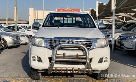 Ra Imported Toyota Hilux funfun Ọkọ̀ in Import - Dubai ni Ashanti Ra Imported Toyota Hilux funfun Ọkọ̀ in Import - Dubai ni Ashanti