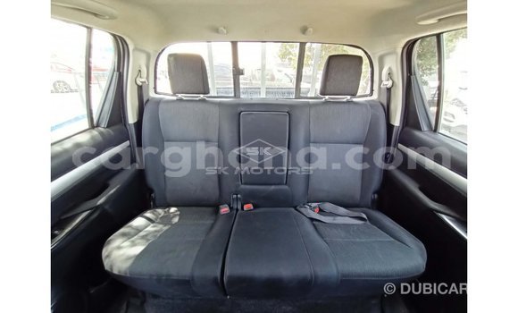 Sayi Imported Toyota Hilux White Mota in Import - Dubai a Ashanti Sayi Imported Toyota Hilux White Mota in Import - Dubai a Ashanti