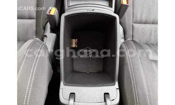 Sayi Imported Kia Sportage Blue Mota in Import - Dubai a Ashanti Sayi Imported Kia Sportage Blue Mota in Import - Dubai a Ashanti