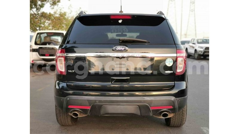 Big with watermark ford explorer ashanti import dubai 28068