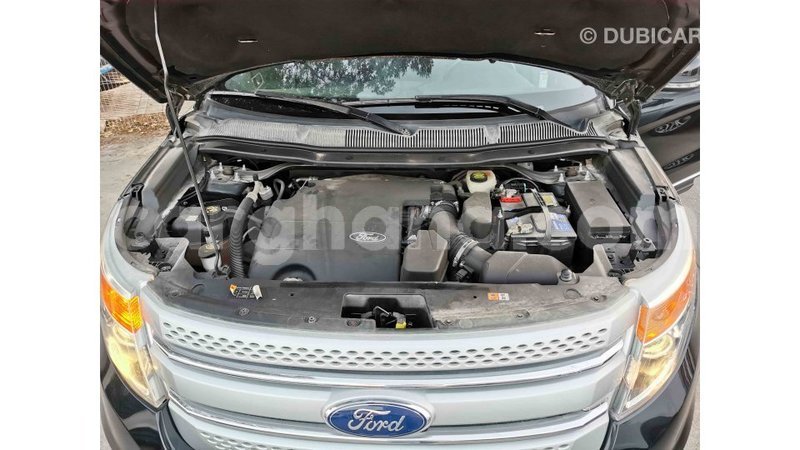 Big with watermark ford explorer ashanti import dubai 28068