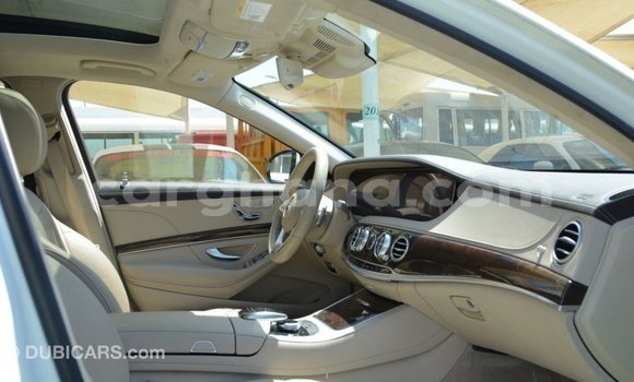 Sayi Imported Mercedes-Benz A200 White Mota in Import - Dubai a Ashanti Sayi Imported Mercedes-Benz A200 White Mota in Import - Dubai a Ashanti