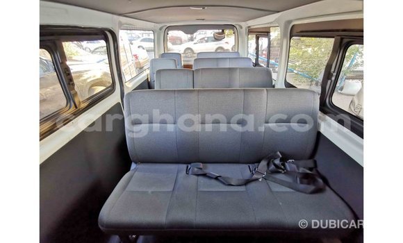 Ra Imported Toyota Hiace funfun Ọkọ̀ in Import - Dubai ni Ashanti Ra Imported Toyota Hiace funfun Ọkọ̀ in Import - Dubai ni Ashanti