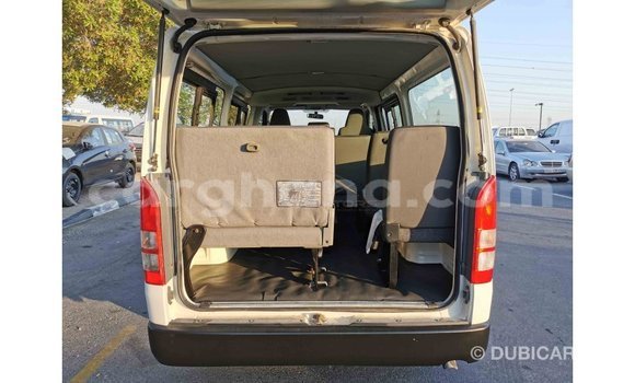 Ra Imported Toyota Hiace funfun Ọkọ̀ in Import - Dubai ni Ashanti Ra Imported Toyota Hiace funfun Ọkọ̀ in Import - Dubai ni Ashanti