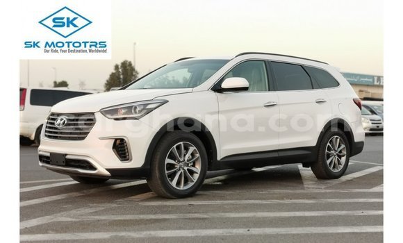 Buy Import Hyundai Santa Fe White Car in Import - Dubai in Ashanti Buy Import Hyundai Santa Fe White Car in Import - Dubai in Ashanti