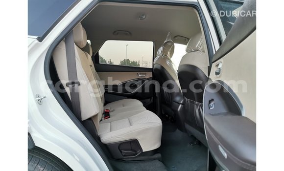 Buy Import Hyundai Santa Fe White Car in Import - Dubai in Ashanti Buy Import Hyundai Santa Fe White Car in Import - Dubai in Ashanti