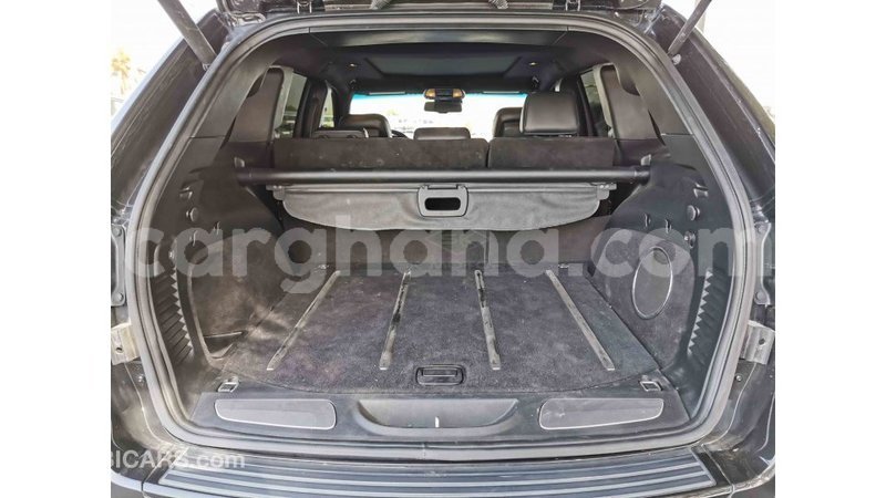 Big with watermark jeep grand cherokee ashanti import dubai 28125