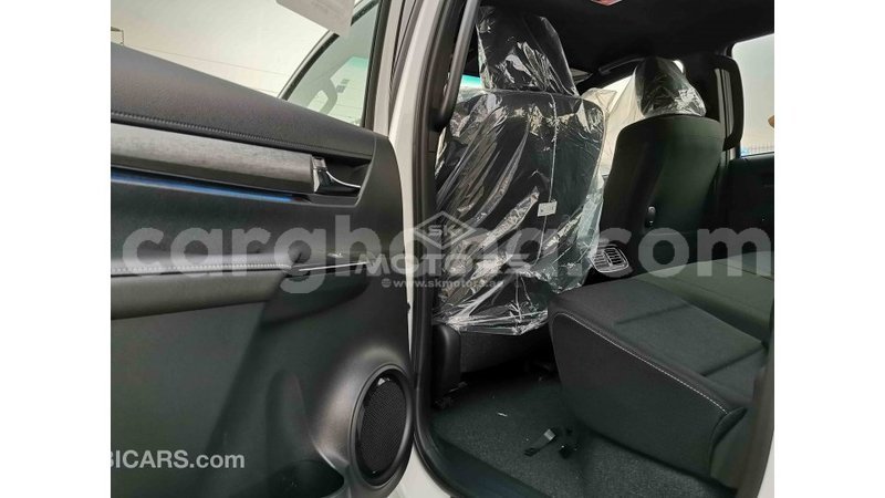 Big with watermark toyota hilux ashanti import dubai 28192