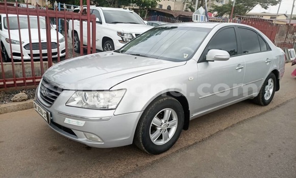 Buy Used Hyundai Sonata Silver Car in Amasaman in Greater Accra Buy Used Hyundai Sonata Silver Car in Amasaman in Greater Accra