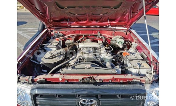 Sayi Imported Toyota Land Cruiser Red Mota in Import - Dubai a Ashanti Sayi Imported Toyota Land Cruiser Red Mota in Import - Dubai a Ashanti