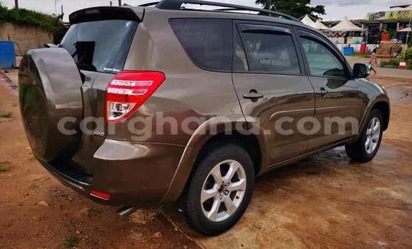 Buy Used Toyota RAV4 Brown Car in Sekondi in Western Buy Used Toyota RAV4 Brown Car in Sekondi in Western