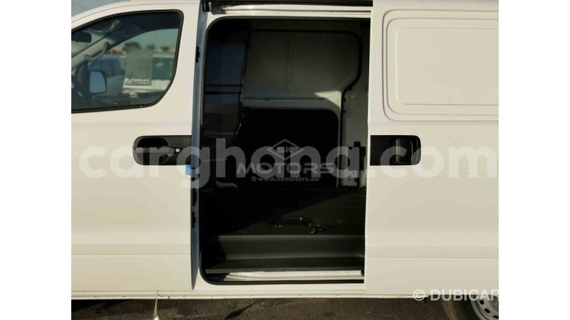 Big with watermark hyundai cargo ashanti import dubai 28224