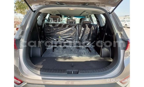 Ra Imported Hyundai Santa Fe Brown Ọkọ̀ in Import - Dubai ni Ashanti Ra Imported Hyundai Santa Fe Brown Ọkọ̀ in Import - Dubai ni Ashanti