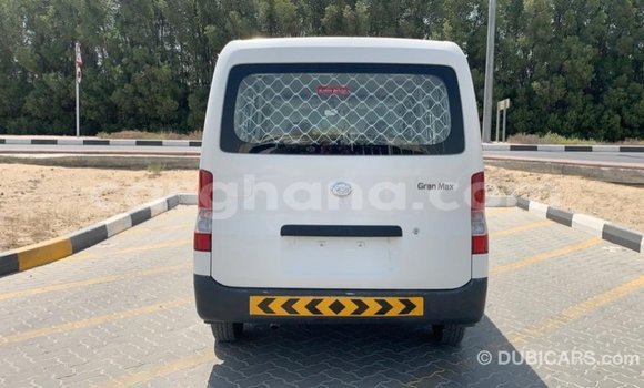 Sayi Imported Daihatsu Sirion White Mota in Import - Dubai a Ashanti Sayi Imported Daihatsu Sirion White Mota in Import - Dubai a Ashanti