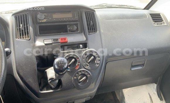 Sayi Imported Daihatsu Sirion White Mota in Import - Dubai a Ashanti Sayi Imported Daihatsu Sirion White Mota in Import - Dubai a Ashanti