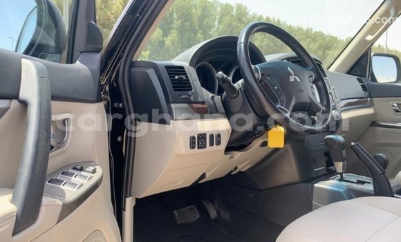 Sayi Imported Mitsubishi Pajero Black Mota in Import - Dubai a Ashanti Sayi Imported Mitsubishi Pajero Black Mota in Import - Dubai a Ashanti