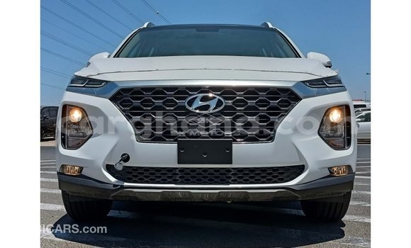 Ra Imported Hyundai Santa Fe funfun Ọkọ̀ in Import - Dubai ni Ashanti Ra Imported Hyundai Santa Fe funfun Ọkọ̀ in Import - Dubai ni Ashanti
