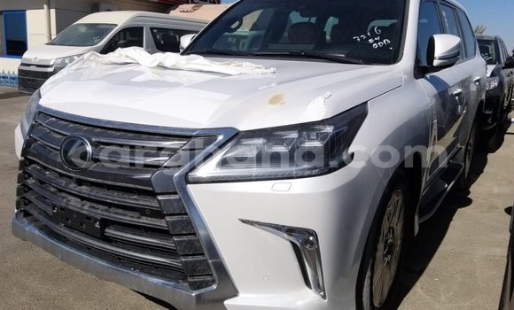 Sayi Imported Lexus LX White Mota in Import - Dubai a Ashanti Sayi Imported Lexus LX White Mota in Import - Dubai a Ashanti