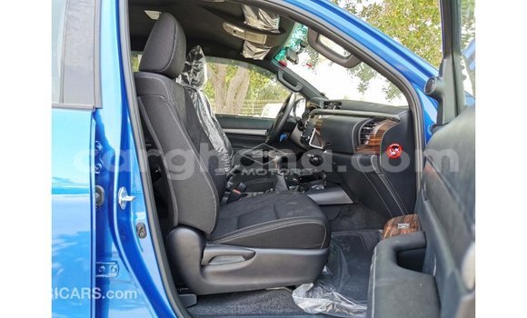 Buy Import Toyota Hilux Blue Car in Import - Dubai in Ashanti Buy Import Toyota Hilux Blue Car in Import - Dubai in Ashanti