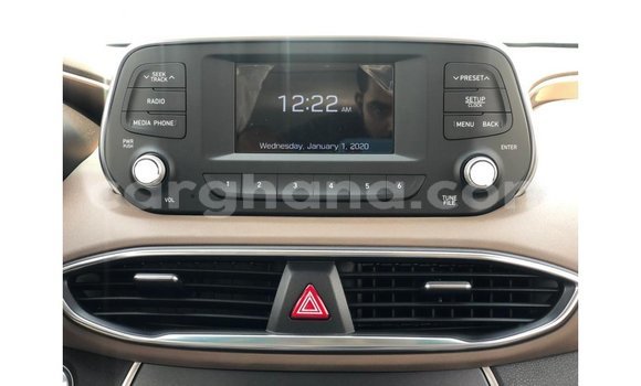 Sayi Imported Hyundai Santa Fe White Mota in Import - Dubai a Ashanti Sayi Imported Hyundai Santa Fe White Mota in Import - Dubai a Ashanti