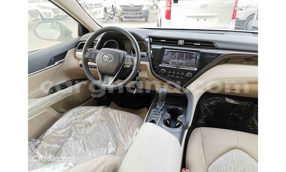 Buy Import Toyota Camry White Car in Import - Dubai in Ashanti Buy Import Toyota Camry White Car in Import - Dubai in Ashanti