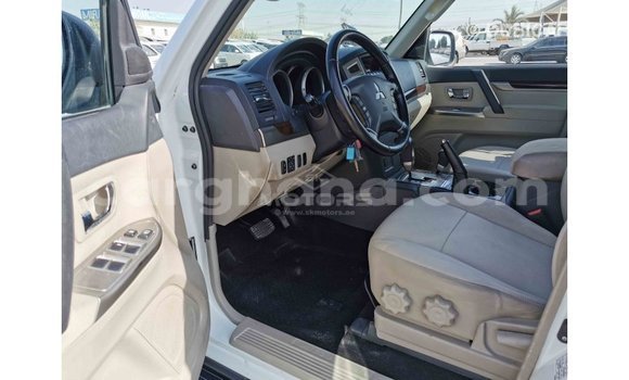 Buy Import Mitsubishi Attrage White Car in Import - Dubai in Ashanti Buy Import Mitsubishi Attrage White Car in Import - Dubai in Ashanti