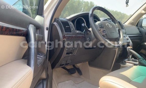 Buy Import Toyota Land Cruiser White Car in Import - Dubai in Ashanti Buy Import Toyota Land Cruiser White Car in Import - Dubai in Ashanti