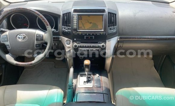 Buy Import Toyota Land Cruiser White Car in Import - Dubai in Ashanti Buy Import Toyota Land Cruiser White Car in Import - Dubai in Ashanti