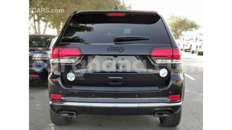 Big with watermark jeep grand cherokee ashanti import dubai 28360