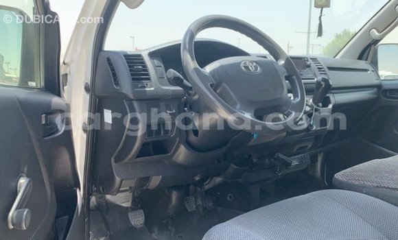 Ra Imported Toyota Hiace funfun Ọkọ̀ in Import - Dubai ni Ashanti Ra Imported Toyota Hiace funfun Ọkọ̀ in Import - Dubai ni Ashanti