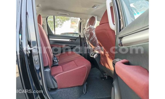 Buy Import Toyota Hilux Black Car in Import - Dubai in Ashanti Buy Import Toyota Hilux Black Car in Import - Dubai in Ashanti