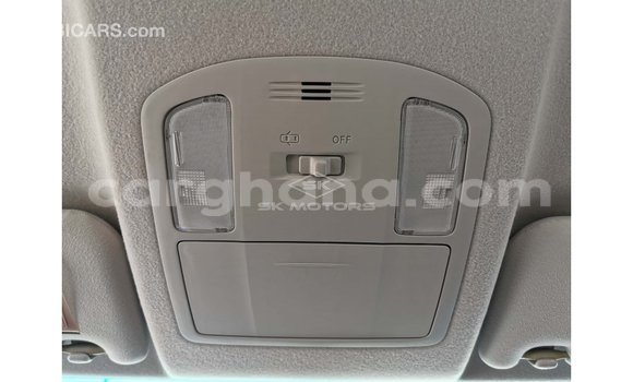 Sayi Imported Toyota Fortuner White Mota in Import - Dubai a Ashanti Sayi Imported Toyota Fortuner White Mota in Import - Dubai a Ashanti