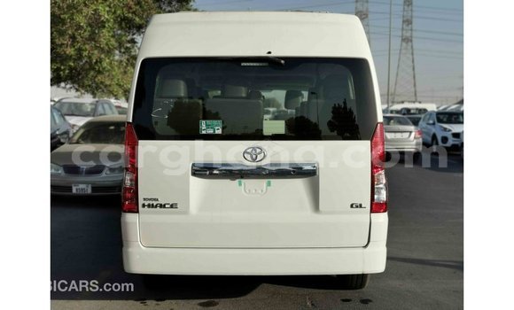 Sayi Imported Toyota Hiace White Mota in Import - Dubai a Ashanti Sayi Imported Toyota Hiace White Mota in Import - Dubai a Ashanti