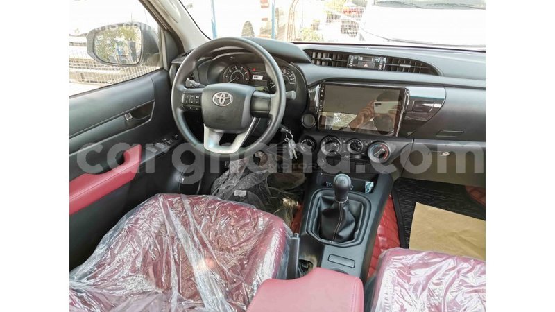 Big with watermark toyota hilux ashanti import dubai 28471