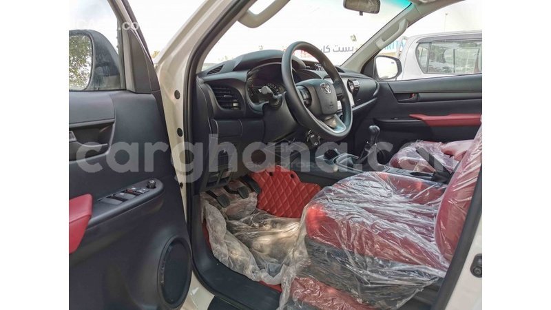 Big with watermark toyota hilux ashanti import dubai 28471