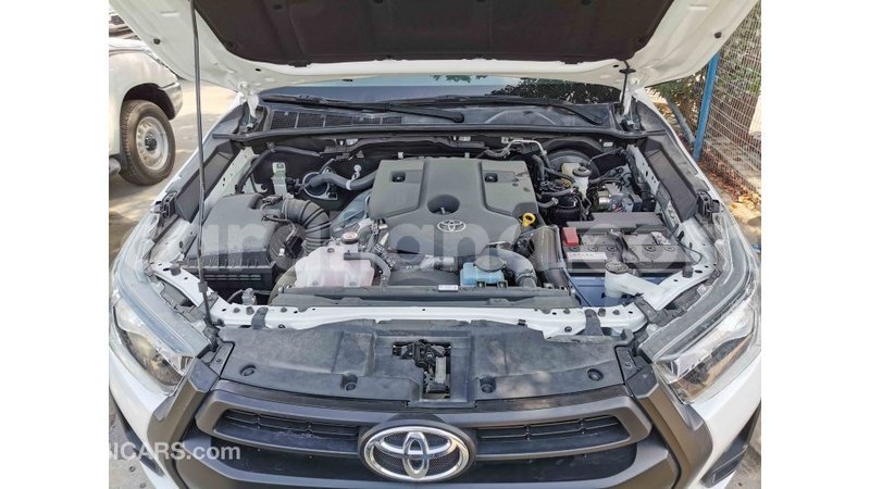 Big with watermark toyota hilux ashanti import dubai 28471