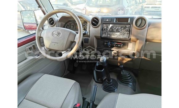 Buy Import Toyota Land Cruiser Red Car in Import - Dubai in Ashanti Buy Import Toyota Land Cruiser Red Car in Import - Dubai in Ashanti