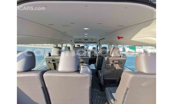Buy Import Toyota Hiace Other Car in Import - Dubai in Ashanti Buy Import Toyota Hiace Other Car in Import - Dubai in Ashanti