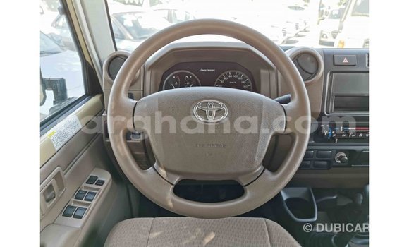 Sayi Imported Toyota Land Cruiser M Mota in Import - Dubai a Ashanti Sayi Imported Toyota Land Cruiser M Mota in Import - Dubai a Ashanti