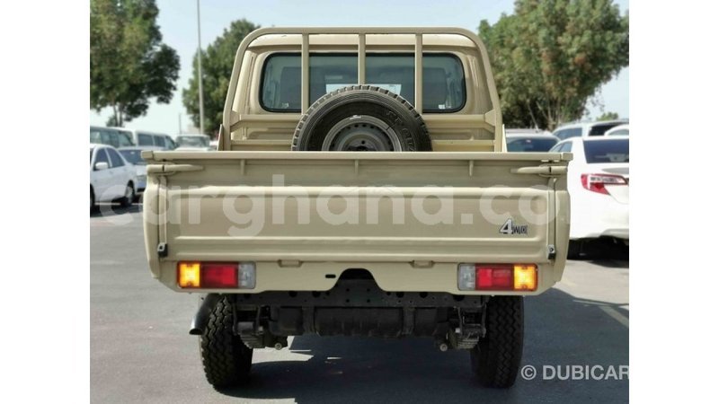 Big with watermark toyota land cruiser ashanti import dubai 28517