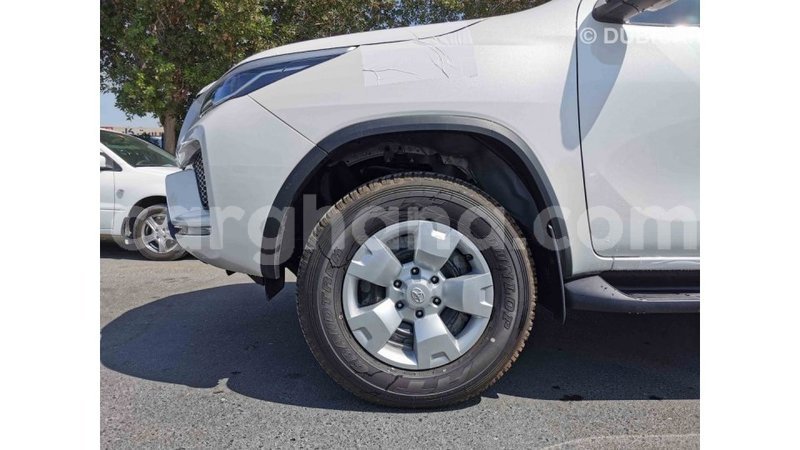 Big with watermark toyota fortuner ashanti import dubai 28520