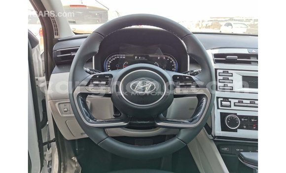 Buy Import Hyundai Tucson White Car in Import - Dubai in Ashanti Buy Import Hyundai Tucson White Car in Import - Dubai in Ashanti