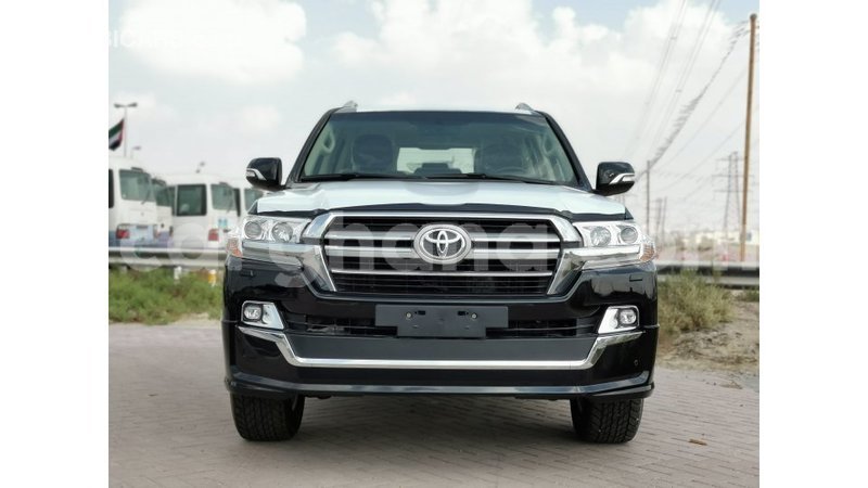 Big with watermark toyota land cruiser ashanti import dubai 28562