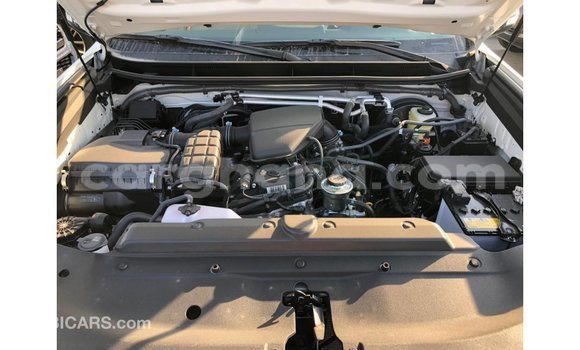 Ra Imported Toyota Prado funfun Ọkọ̀ in Import - Dubai ni Ashanti Ra Imported Toyota Prado funfun Ọkọ̀ in Import - Dubai ni Ashanti