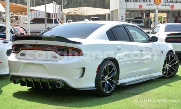 Ra Imported Dodge Charger funfun Ọkọ̀ in Import - Dubai ni Ashanti Ra Imported Dodge Charger funfun Ọkọ̀ in Import - Dubai ni Ashanti