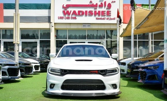 Ra Imported Dodge Charger funfun Ọkọ̀ in Import - Dubai ni Ashanti Ra Imported Dodge Charger funfun Ọkọ̀ in Import - Dubai ni Ashanti