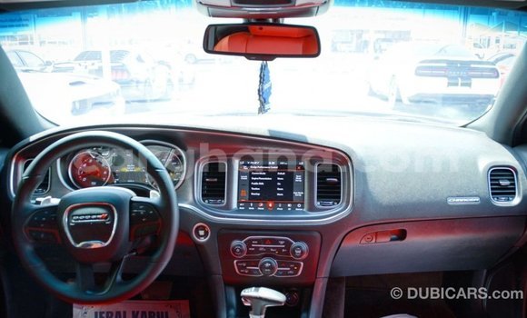 Ra Imported Dodge Charger funfun Ọkọ̀ in Import - Dubai ni Ashanti Ra Imported Dodge Charger funfun Ọkọ̀ in Import - Dubai ni Ashanti