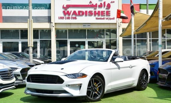 Buy Import Ford Mustang White Car in Import - Dubai in Ashanti Buy Import Ford Mustang White Car in Import - Dubai in Ashanti
